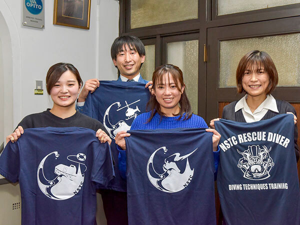 リクルート